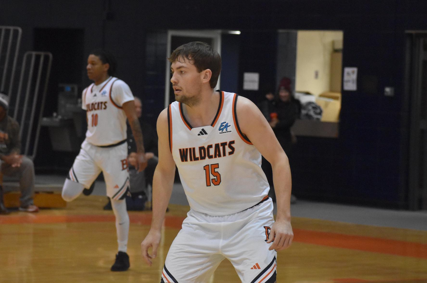 Wildcats Drop Midweek Road Matchup to Eagles